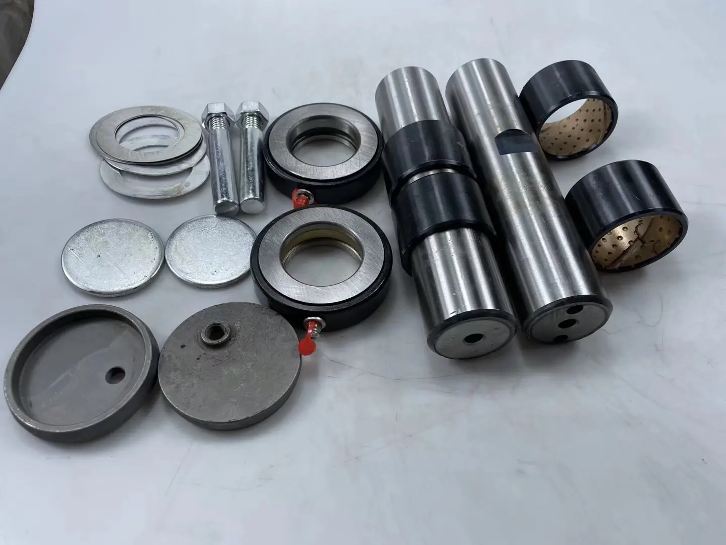 King pin kit for sinotruk howo  09 models steering systems parts  size 45*200MM