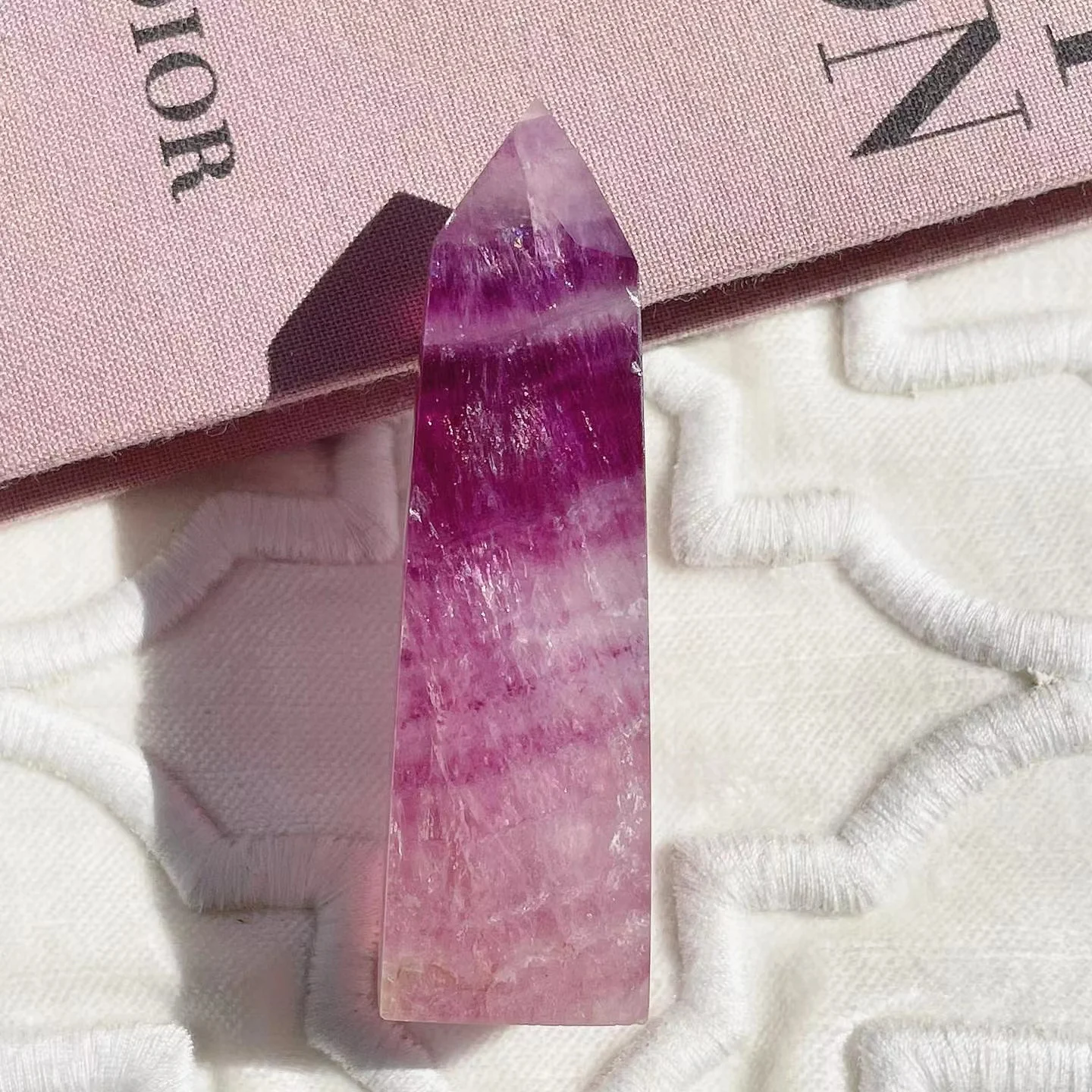 Natural crystal fluorite single point six prism seven color fluorite wand home decor items can be customized size
