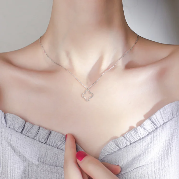  Lucky Four Leaf Clover Necklace Fashion Hollow Diamond Temperament Clavicle Chain Female S925