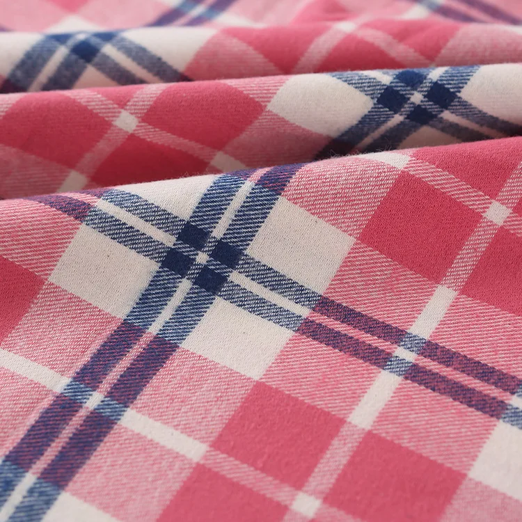 In stock wholesale 100% cotton flannel fabric shirt woven yarn dyed pink checkered gingham brushed cotton fabric