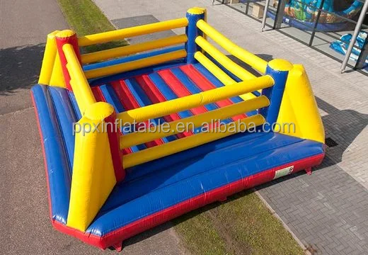 Профессиональный Открытый Портативный боксерский коврик с гигантскими перчатками и хорошая цена надувной ринг для продажи
