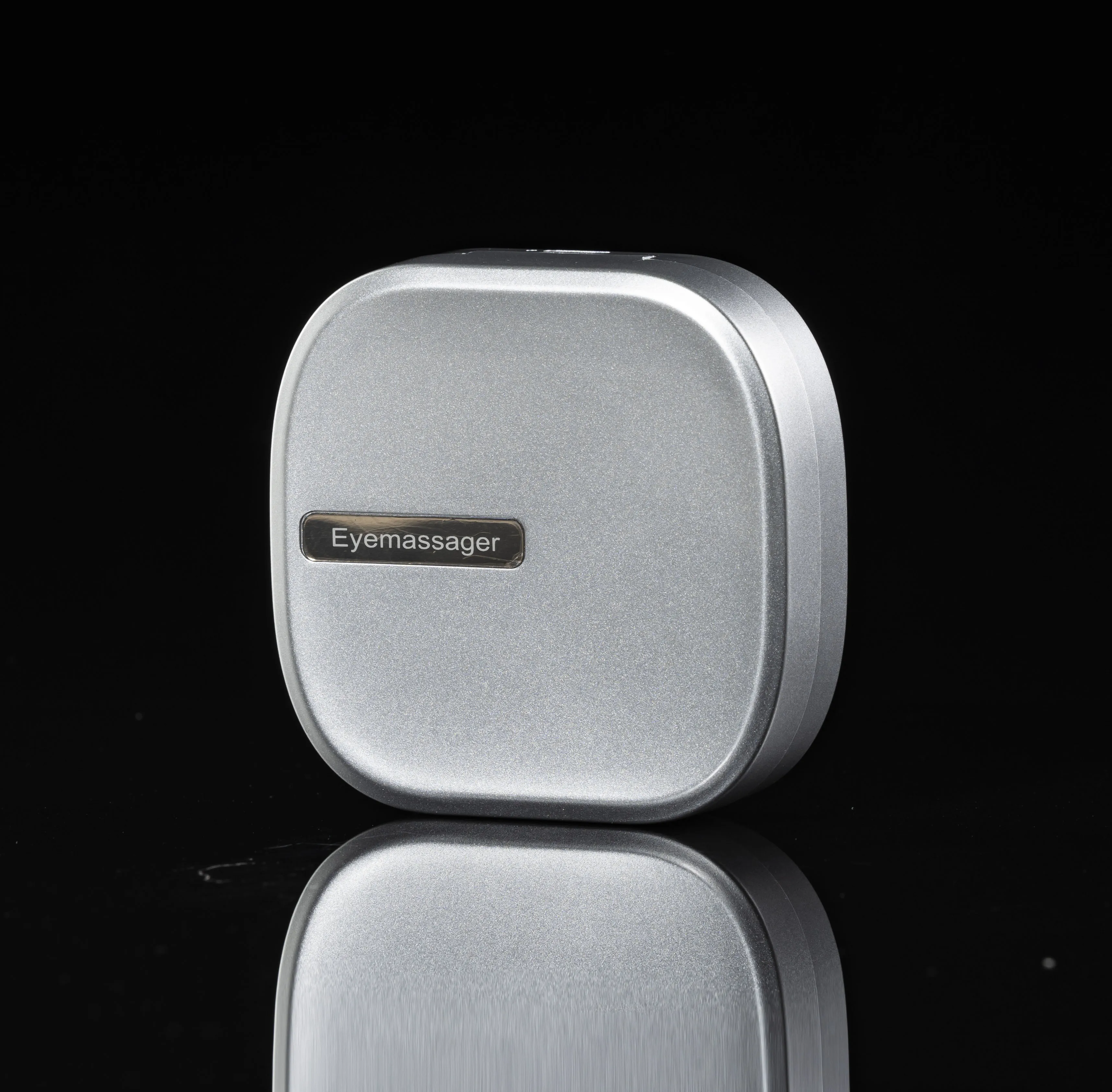 Electric Portable EMS Eye black circle remove Massager beauty device