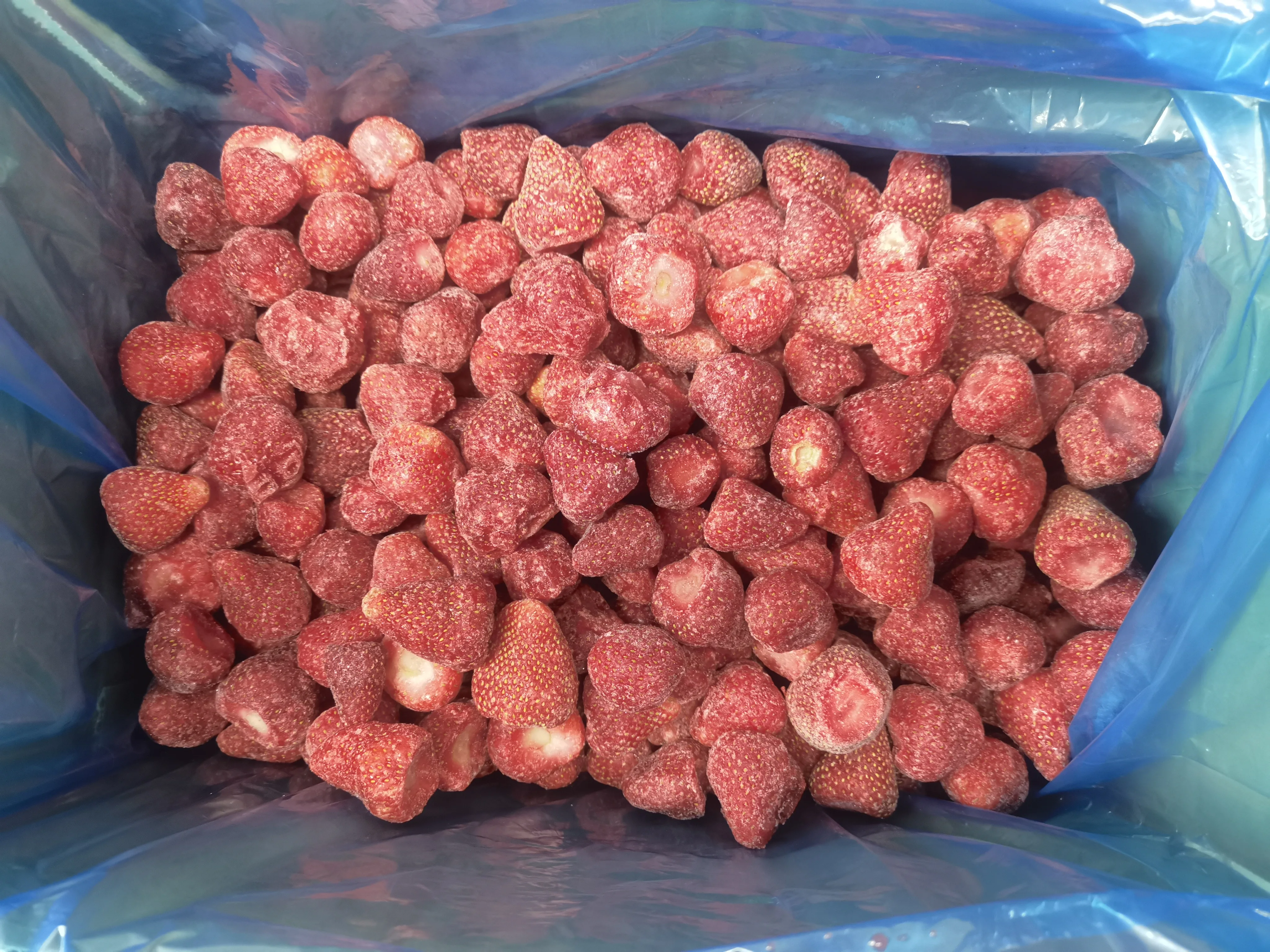 2024 New Crop Frozen Strawberry Whole IQF Strawberry Whole Frozen Fruits