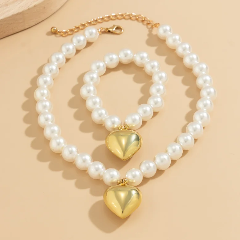 Vintage Gold Color Thick Peach Heart Pendant Necklace Bracelet Set for Women Punk Imitation Pearl Choker Necklace Party Gift