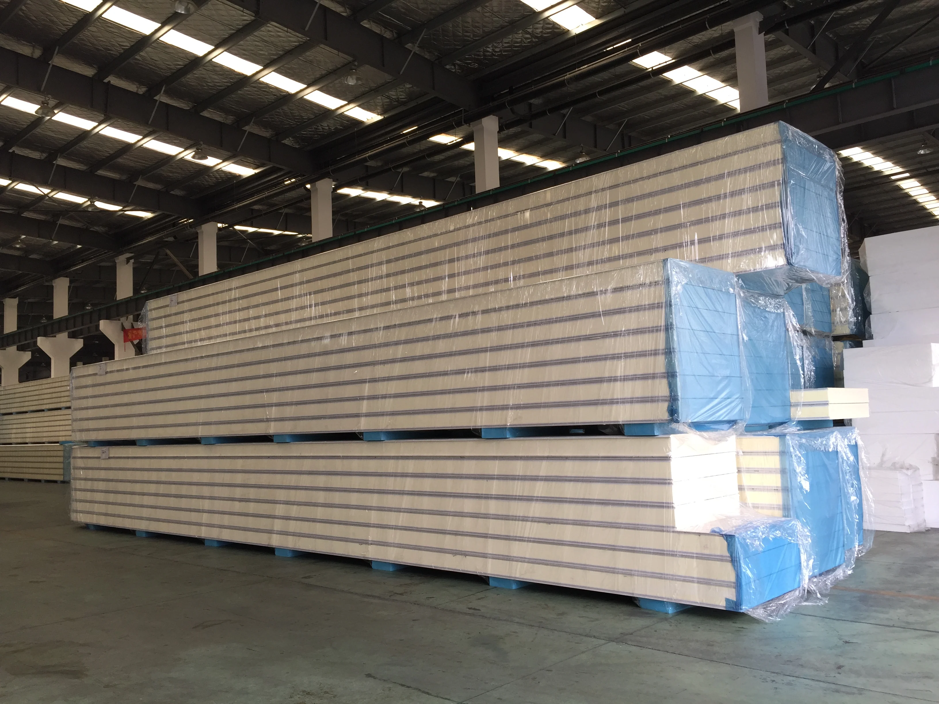 PIR cold room inculstion panels for logistics warehouse