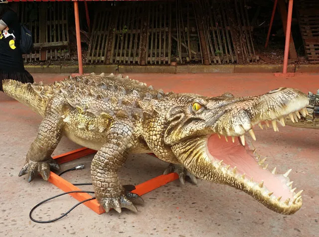 Park Swimming Animatronic Robot Animal Crocodile