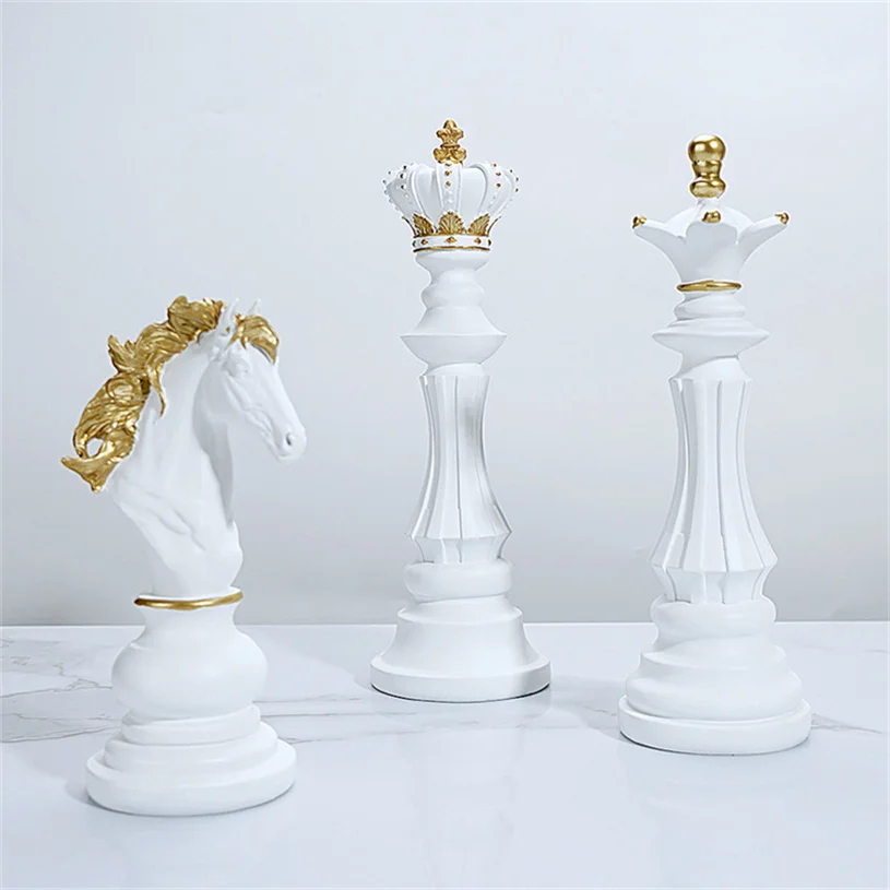 Modern Ornament Resin Craft Chess Set Living Room Home Black White Chess Pieces Model Decor Set Decoration