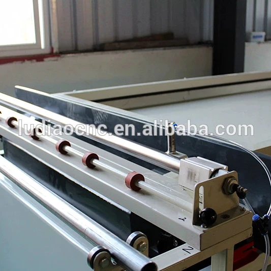 Woodworking Machinery Laminating Customized Door Automatic Vacuum Membrane Press Machine