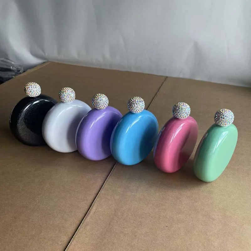 Wholesale Women Pocket Lovely Stainless Steel Alcohol Liquor Flask 5oz Glitter Round Hip Flask With Rhinestone Lid