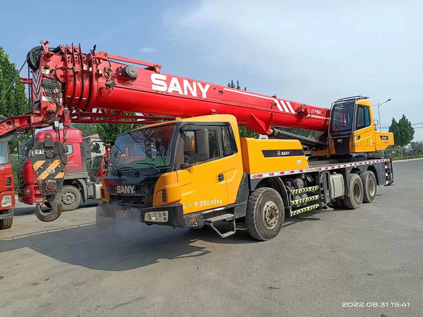 STC250 25 Ton Hydraulic Crane Telescopic Boom Truck Crane International Level Heavy Lift Mobile Truck Crane