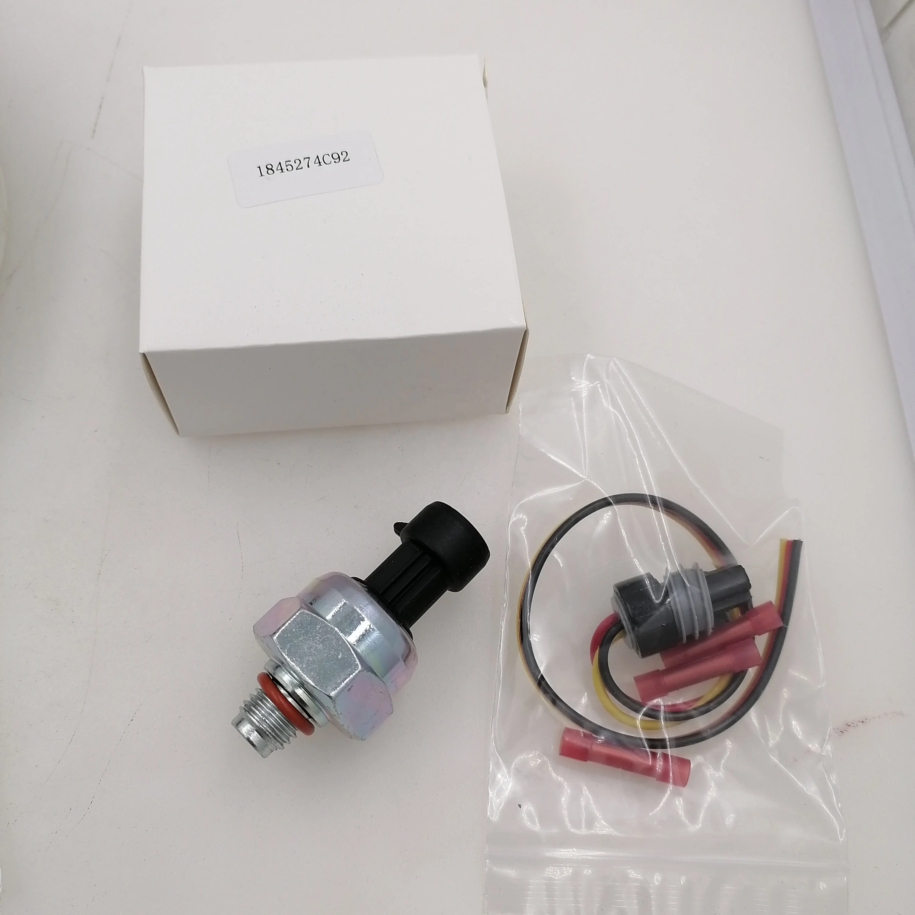 1845274C92 OIL PRESSURE SENSOR ICP Sensor For Ford Excursion F-250 F350 F450 F550 E350 6.0 6.0L 2003-2004