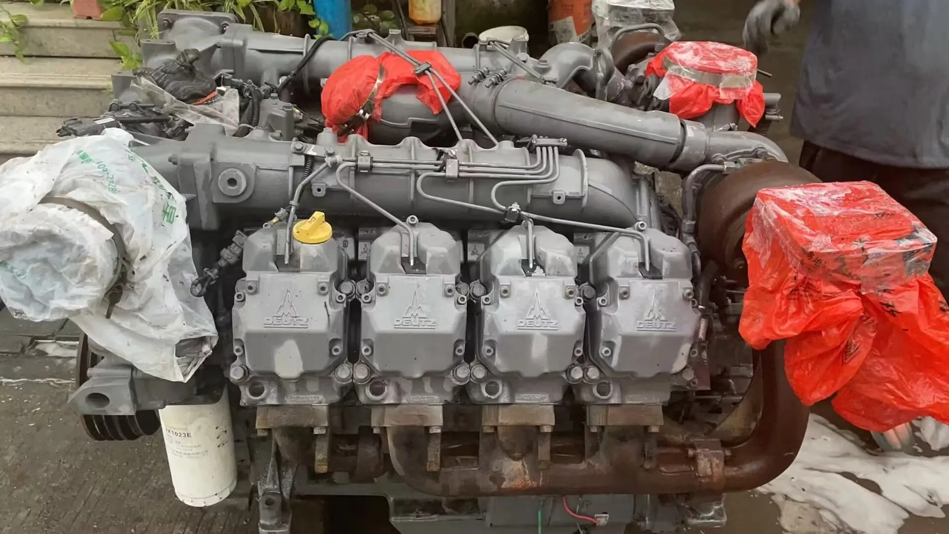 194 HP engine four-stroke BF6M1015CP six-cylinder engine