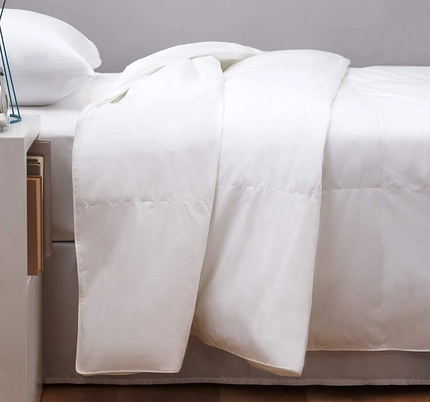 Factory In Stock Private Label Microfiber Polyester Filled Quilt