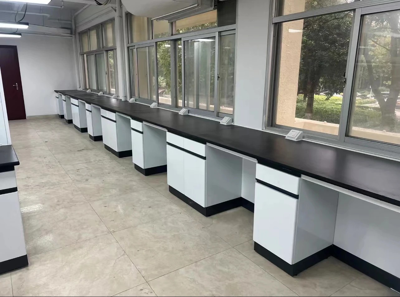 Wood Lab Bench Chemical Laboratory Table Center Workbench Manufacturer