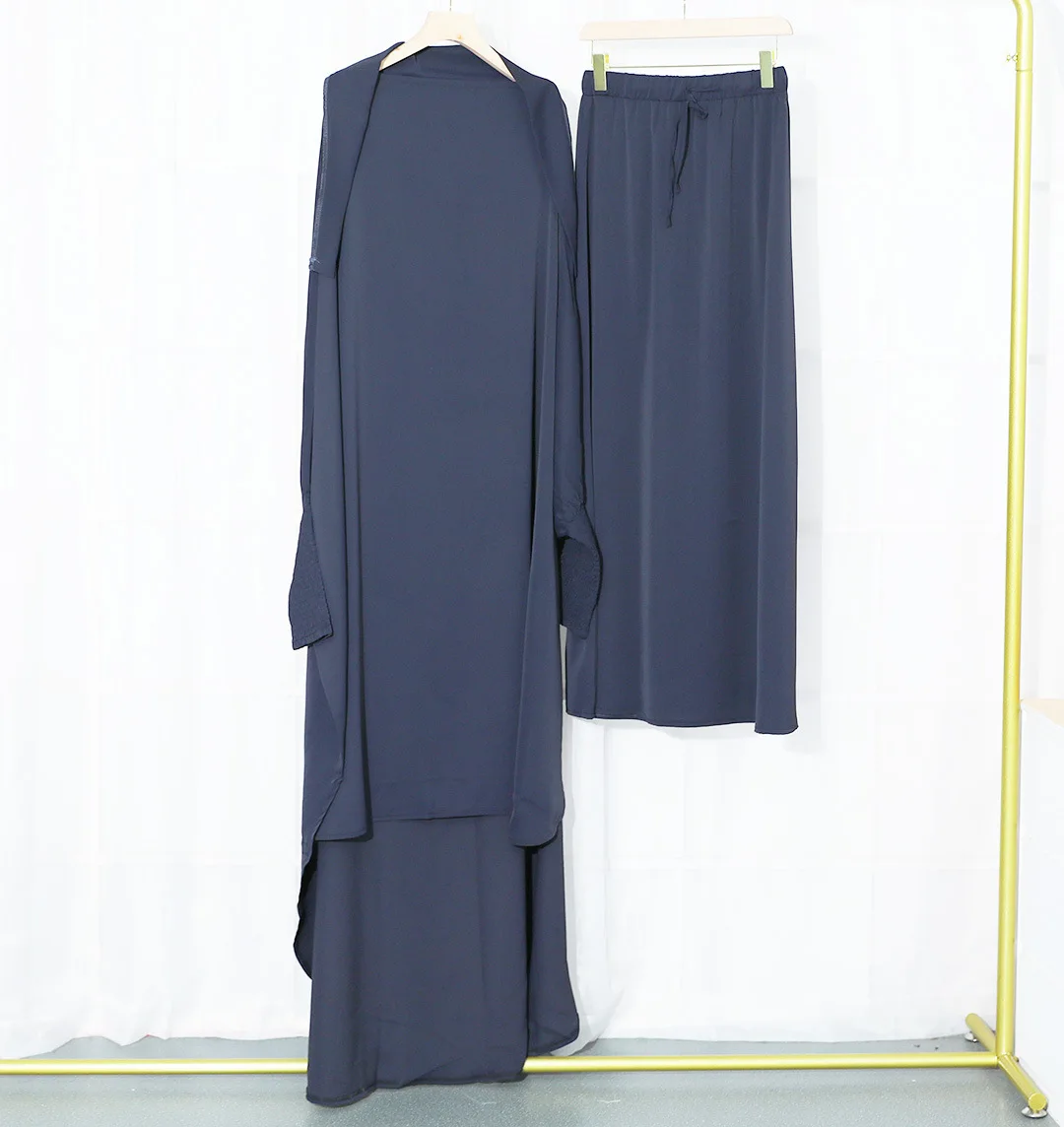 2024 Wholesale Middle Eastern Turkish Large Size Pullover Lace-Up Abaya Women Muslim Dress From Dubai