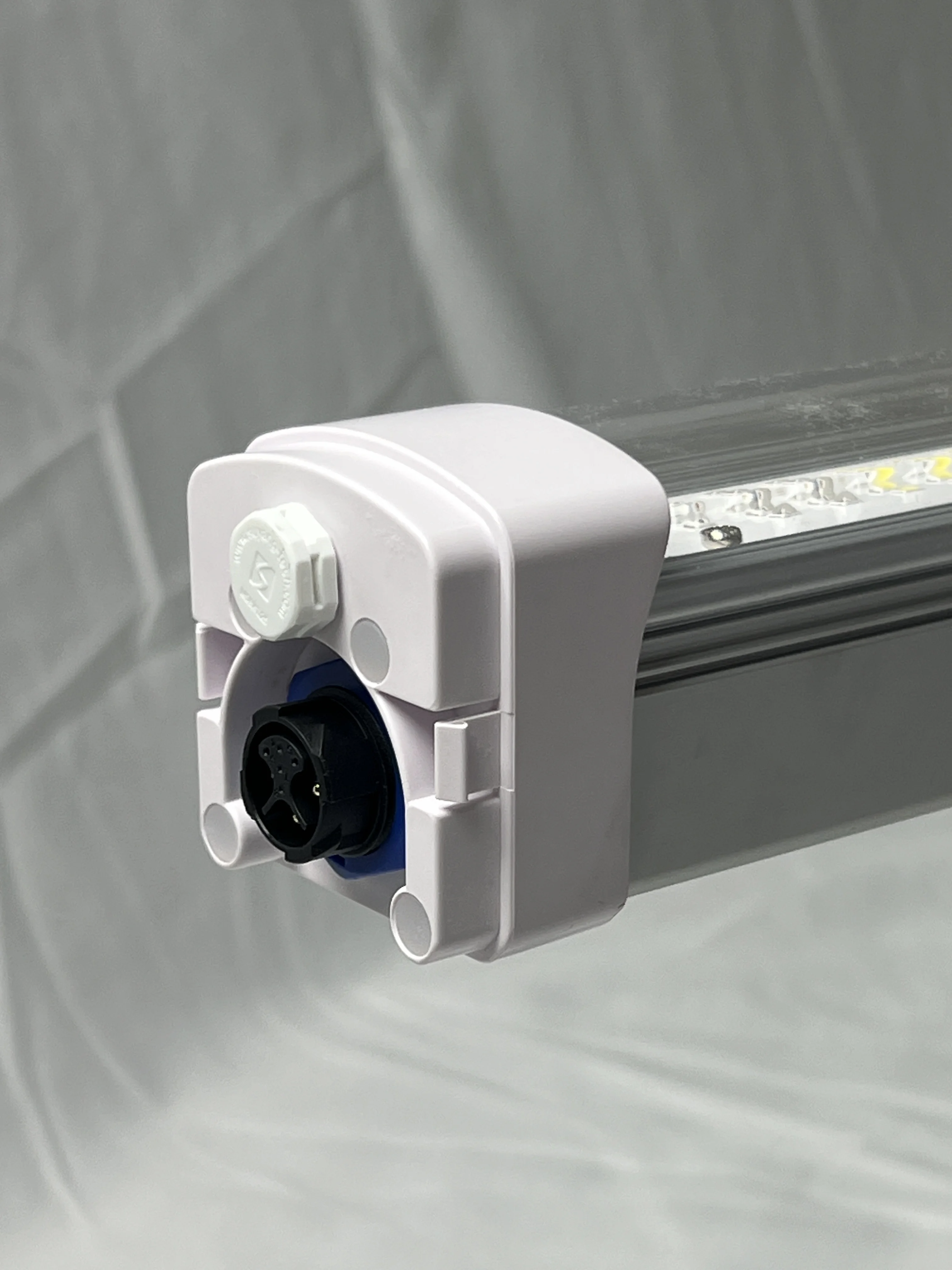 Samsung Chip 120W LM281b Full Spectrum IP66 Waterproof Indoor Farming Light Red Emitting 800W for Green House & Canopy Plants