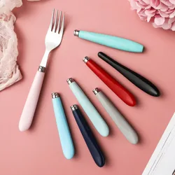 Wholesale lowest price flatware custom colors stainless steel knife fork spoon set plastic spoon handle cutlery set restaurant