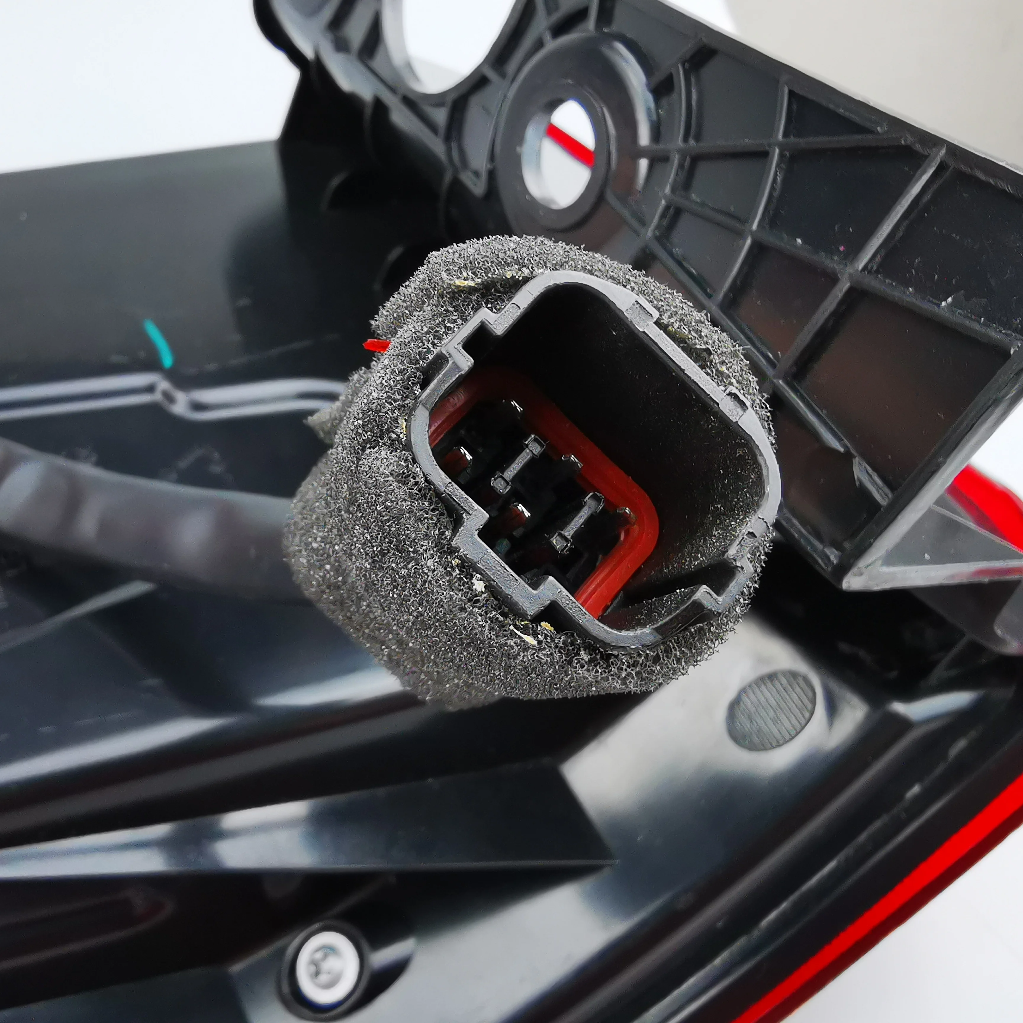 SAIC MAXUS G10 Original rear tail lamp assembly LH C00037057 RH C00037058