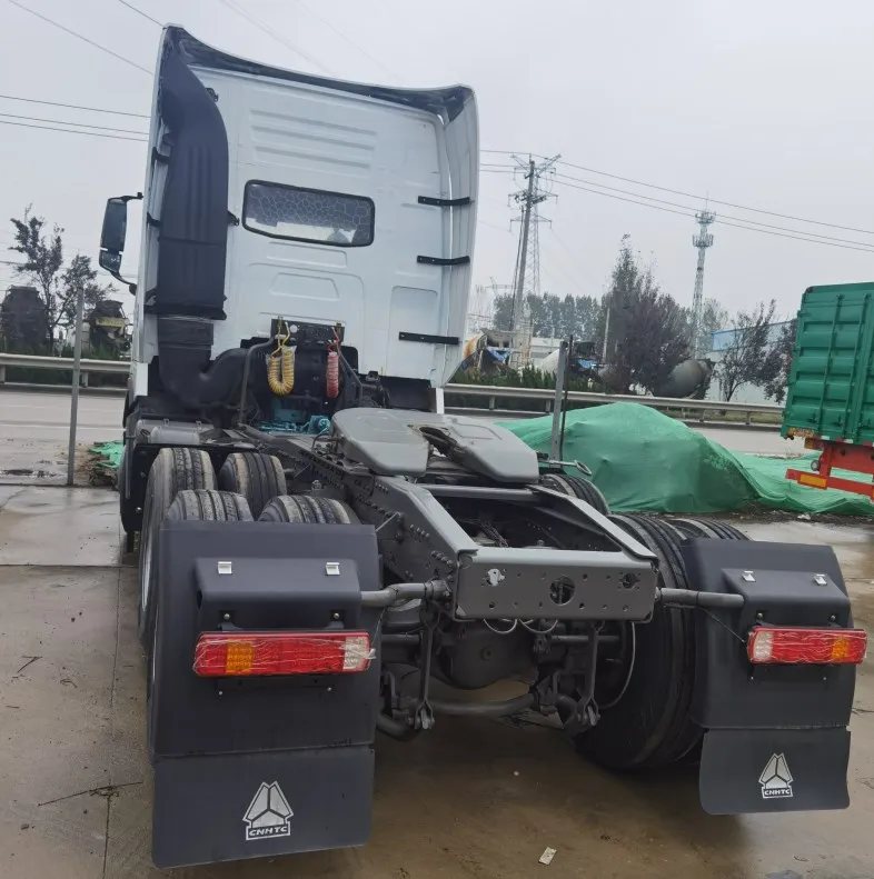 used sinotruk Howo A7 tractor truck 6x4 375HP 10 wheels