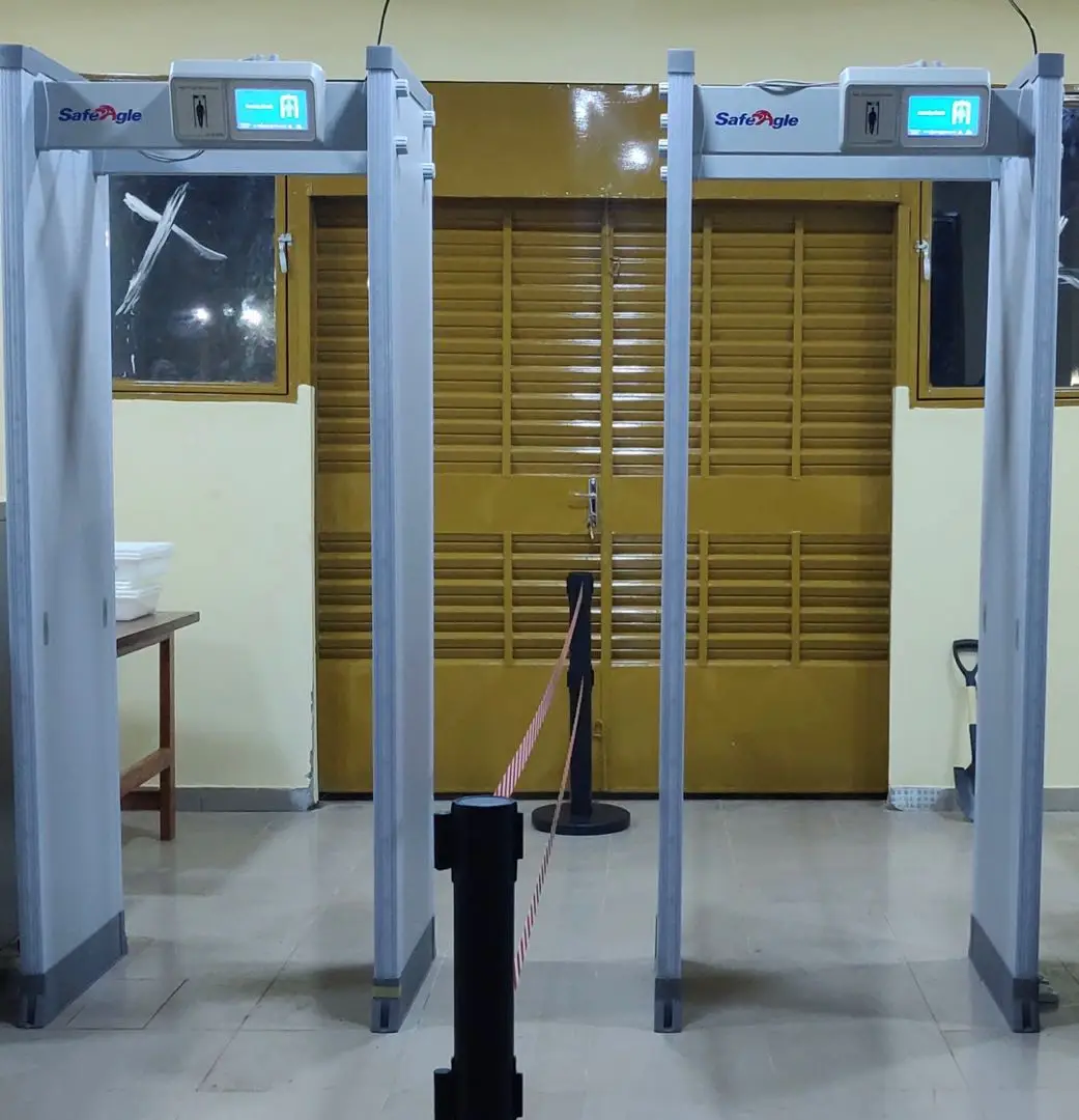 2021 Body Temperature Sensor Walkthrough Metal Detector with Mini Thermal Camera Module