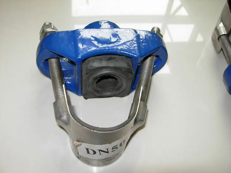 China Factory Ductile-Stainless Steel Band Saddle Clamp for PVC/PE/PPR Pipe