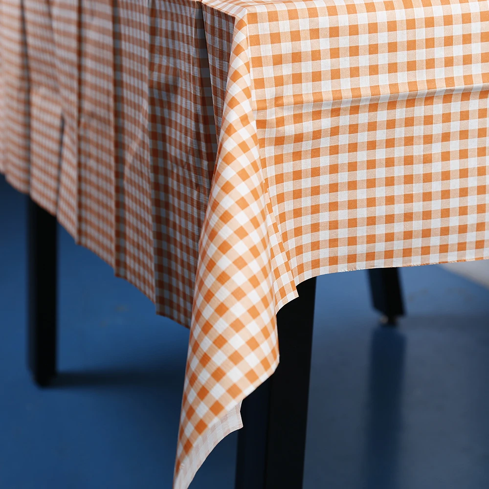 Custom Eco Friendly 50g Waterproof Paper Table Cloth Disposable High Quality Cheap Table Cloth