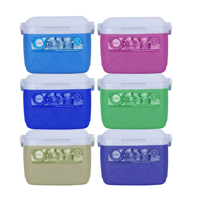 Fast Delivery Useful Mini Travelling Cold Ice box Cosmetic Cooler Box 7L