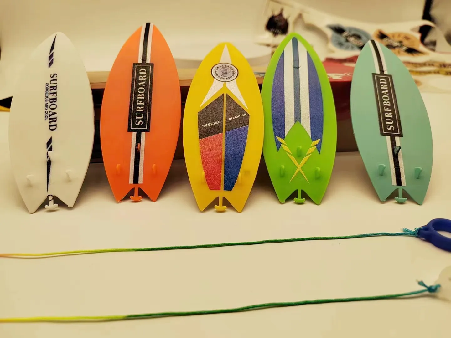 New design finger surfboard mini plastic toys fingerboard