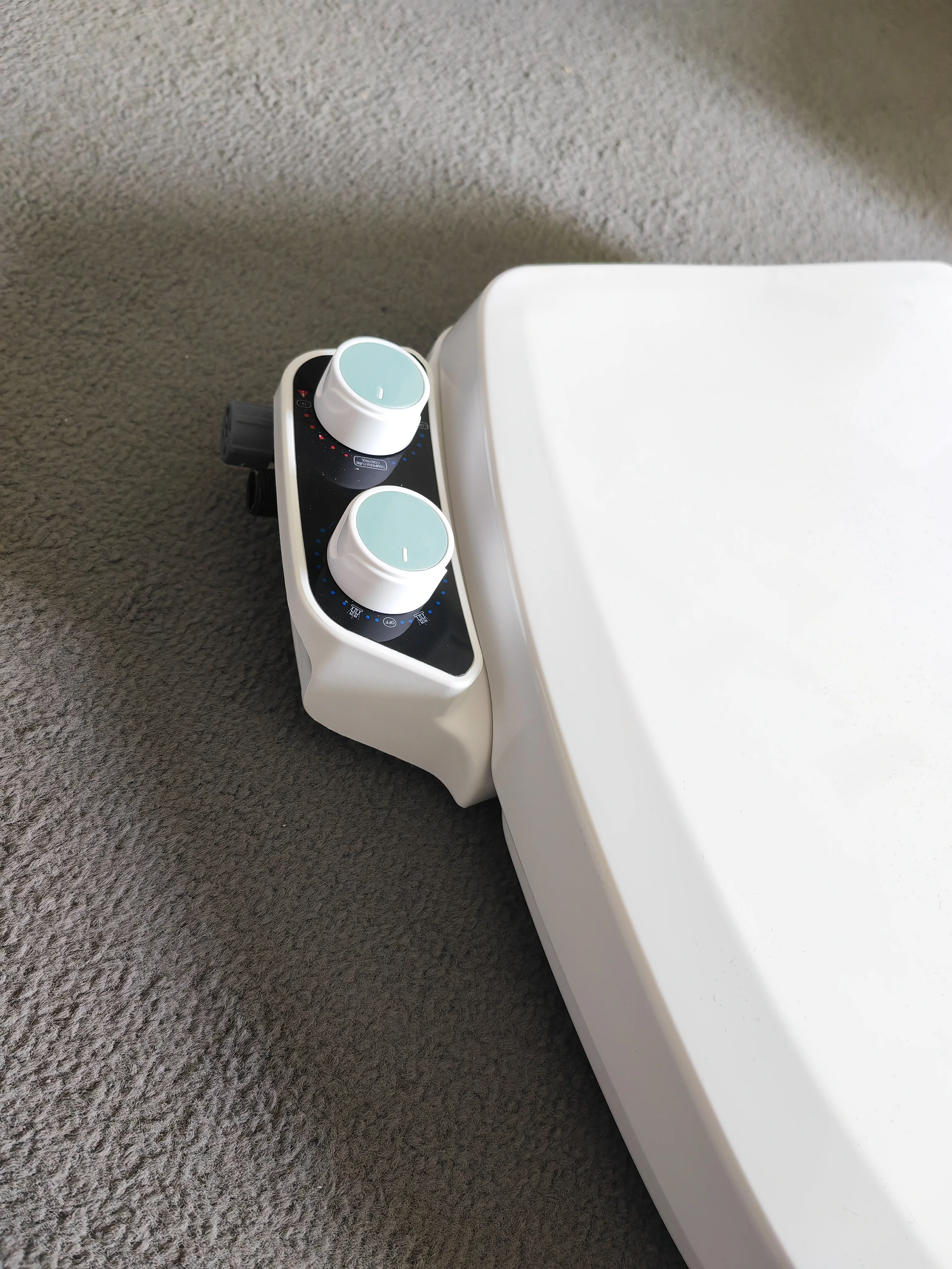 Round Shape Non Electric Automatic Self-Cleaning Nozzle Easy Installation Manual Bidet Toilet Seat For Bathroom