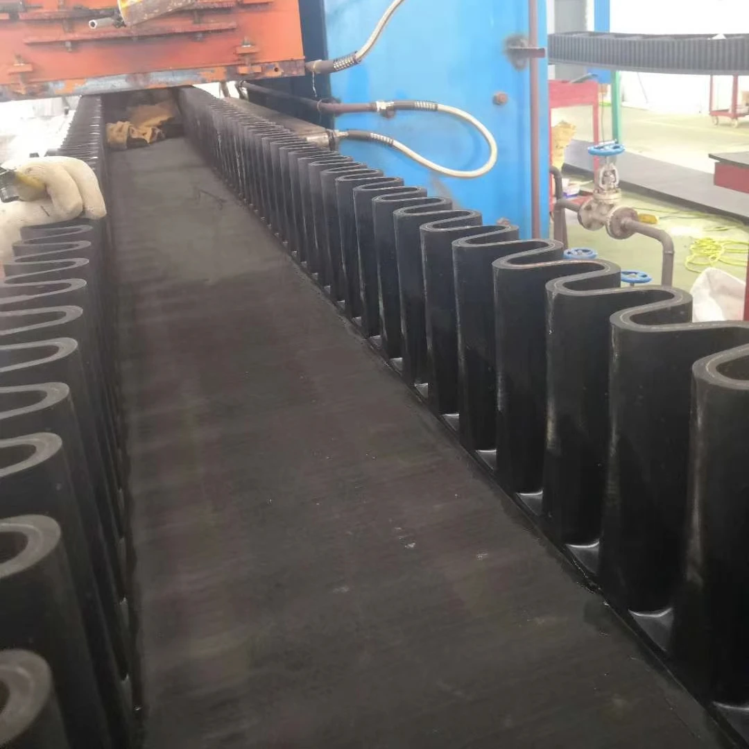 Anti-pitch Sidewall  Rubber Conveyor Belt With High Quality