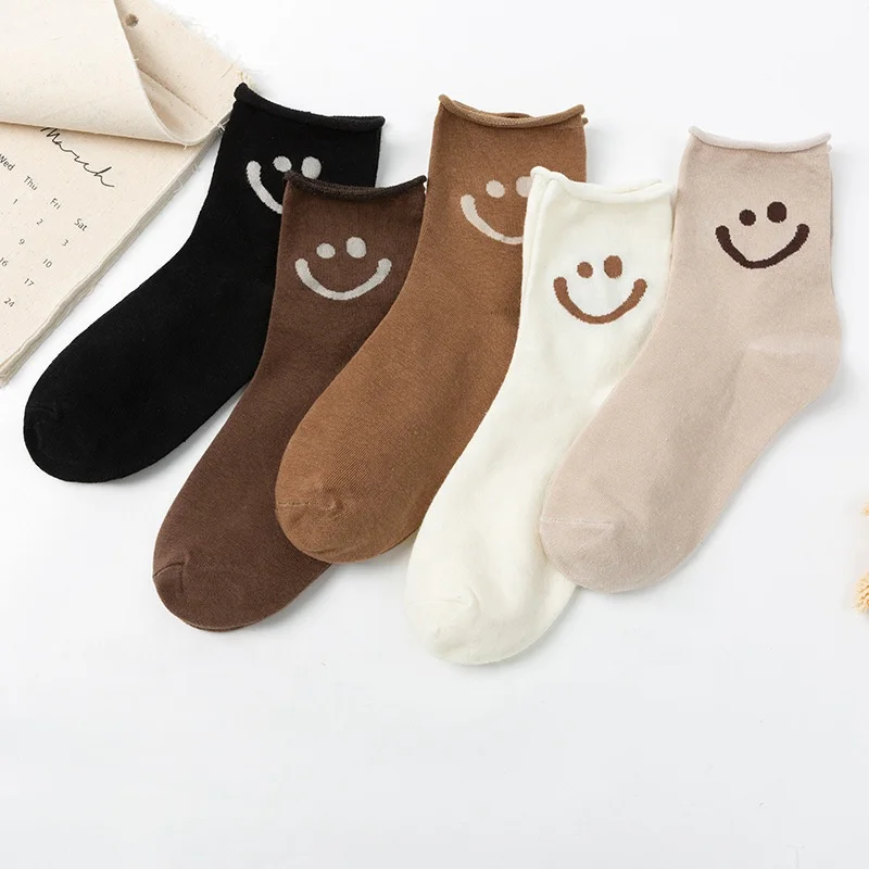 New Arrival Smile Face Women Middle Fashion Knit Cotton Socks For Ladies