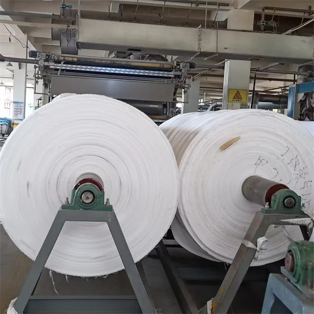 factory wholesale 100% polyester brushed fabric plain dyed bed sheet Microfiber fabric