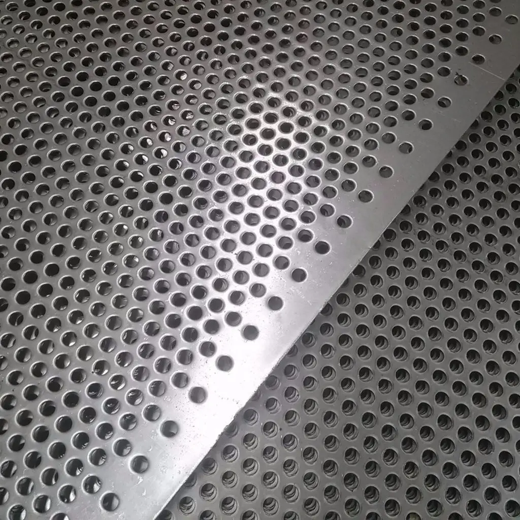 4 x 8 Decorative Slotted Hole Metal Plates Corten Steel Perforated Aluminum 304L Stainless Sheets Screen Elegant Decoration
