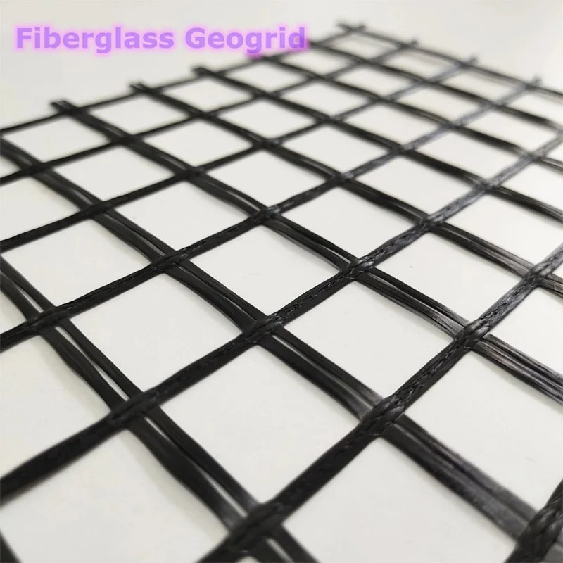 30 60 150KN Bitumen Coating Road  Fiberglass Geogrid Asphalt Reinforcement asphalt coated fiberglass geogrid composite geotex