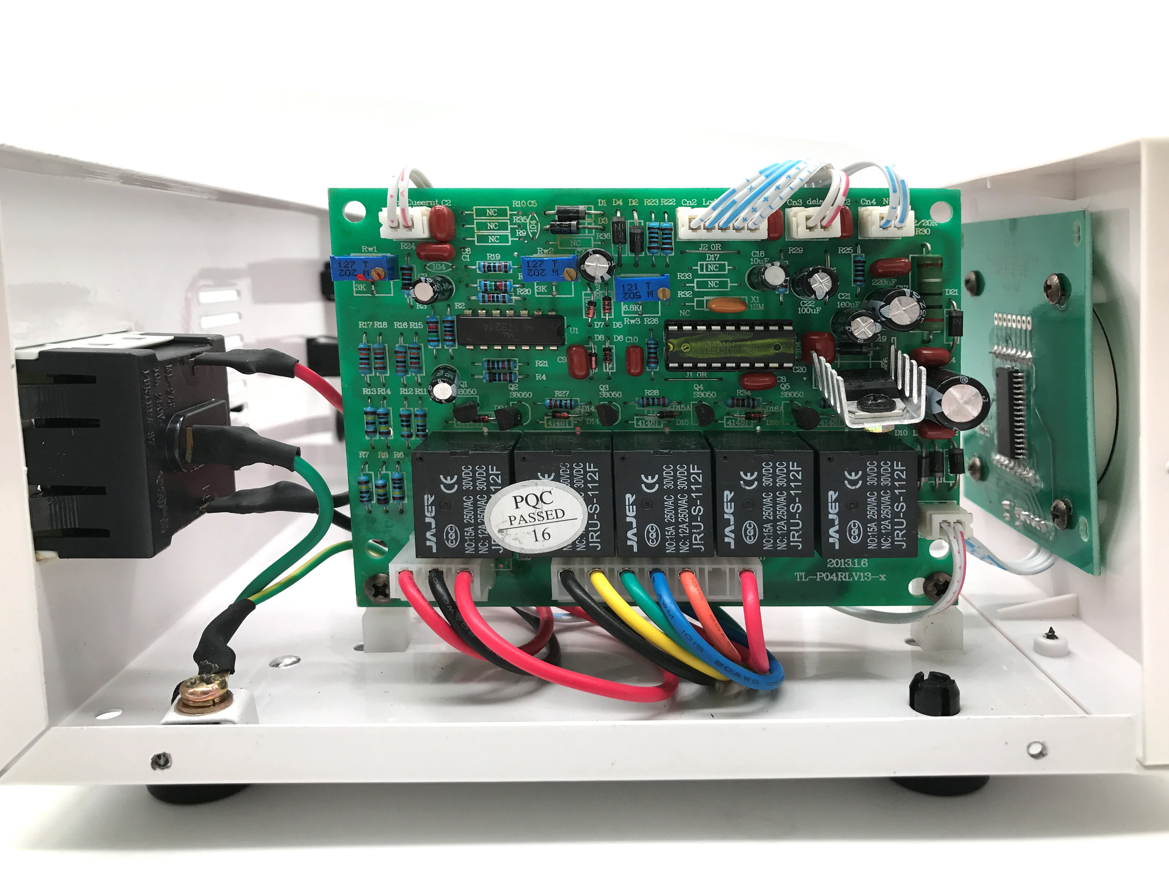 Single Phase Relay Control Voltage Regulator
