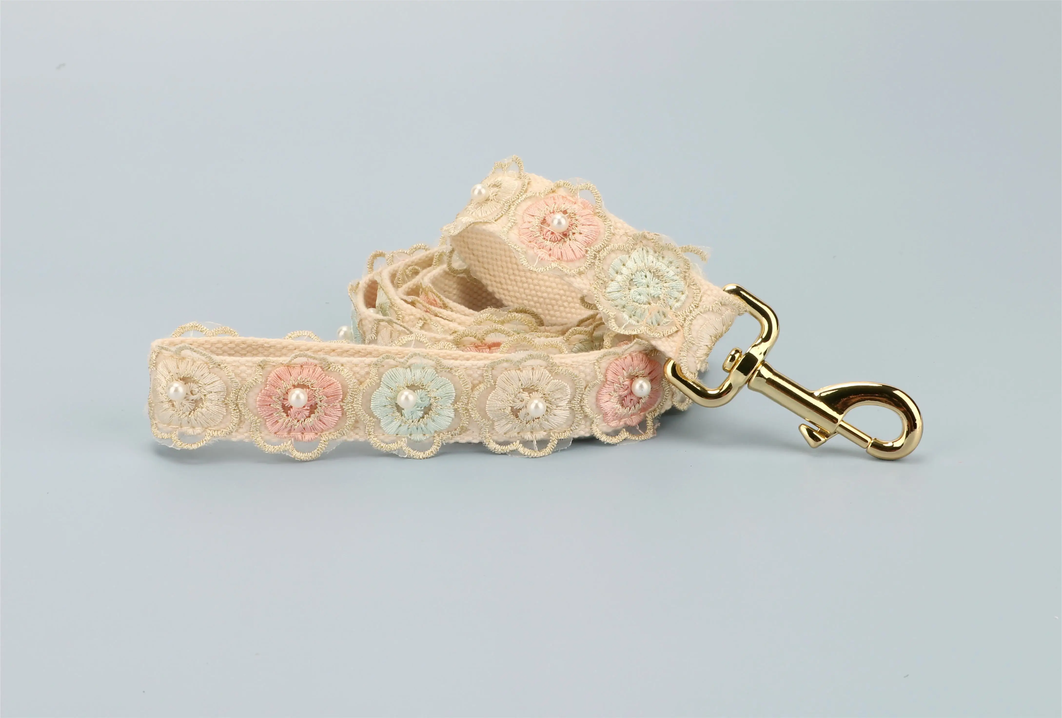 DFY Newest Design Pet Collar And Leash Lace Beads And Lace Floral Decorations 100% Cotton dog collar and rope