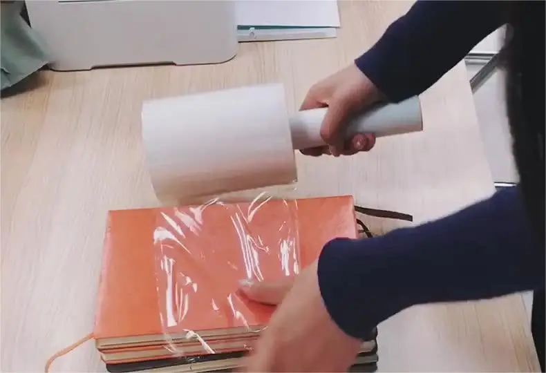 bundling stretch film which has two sides extended paper core as handle and convenient to use