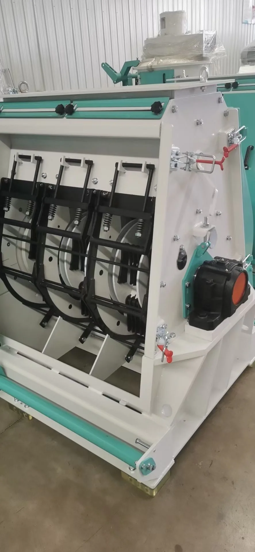 Hongyang big capacity coconut husk chips pellet hammer mill crusher wood chips wood crusher biomass wood pellet hammer mill