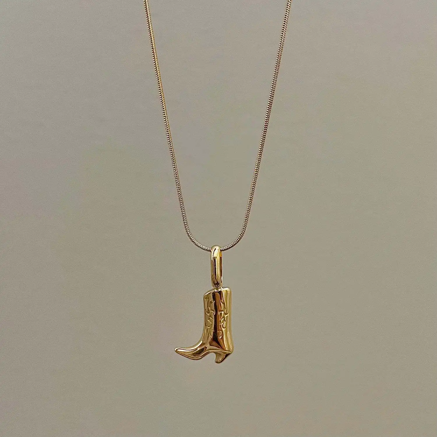 Custom Vintage Gold Plated Cowboy Boots Charm Pendant Necklace Boots Clavicle Chain