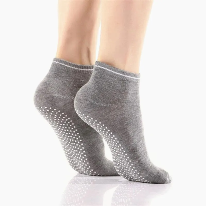 Comfortable Knitted Cotton Anti Slip Barre Yoga Socks Women Pilates Grip Ankle Socks