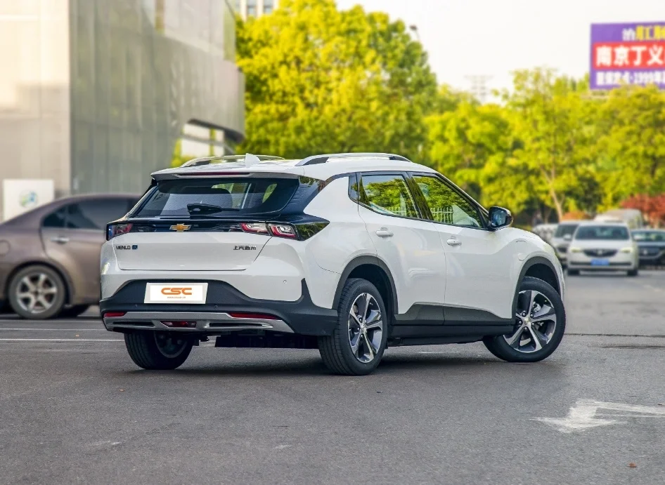 Hot Sales Chevrolet Menlo Eco-Friendly High Speed Electric Car with Pure Electric SUV Performance Luxury Fashion Made In China