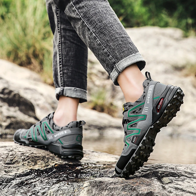 
2021 New Arrivals Men Fashion Camo Waterproof Trekking Hiking Shoes 