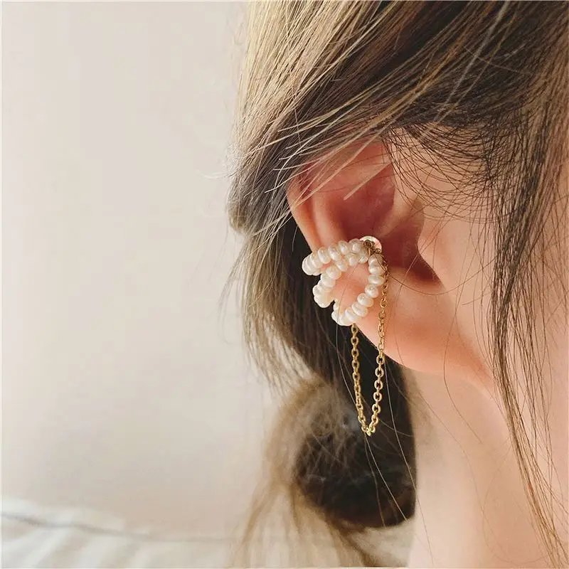 2022 Hot Sale Simple Sweet Pearl Magnet Ear Clip Earrings Link Chain No Ear Piercing Pearl Ear Cuff Earrings