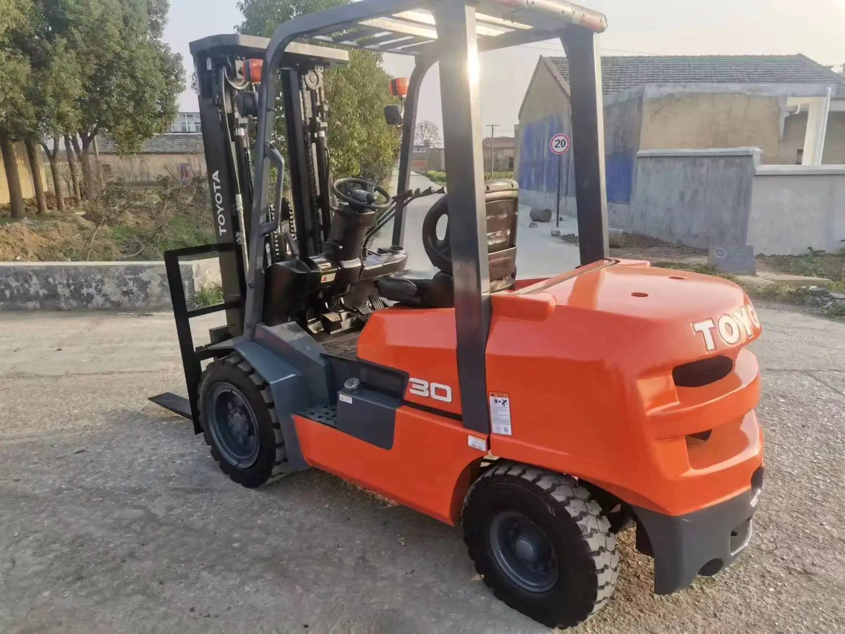 USED JAPAN 3 TON FORKLIFT