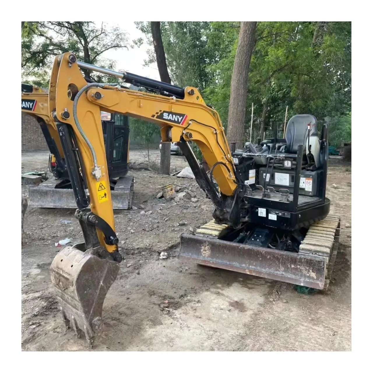 SANY Excavator SY26 Mini Excavator Brand New Crawler Digger Mini Excavator for Forest Farm Indoors