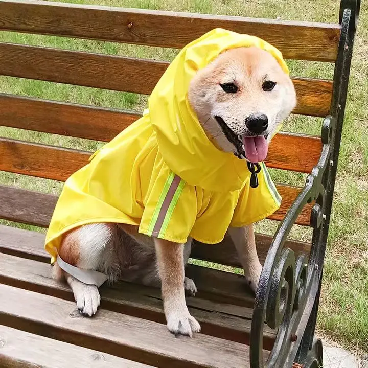 Wholesale Lightweight Small Medium Dogs Rain Clothes Multiple Sizes Nylon Pet Dog Comfortable Raincoat with Hoodie