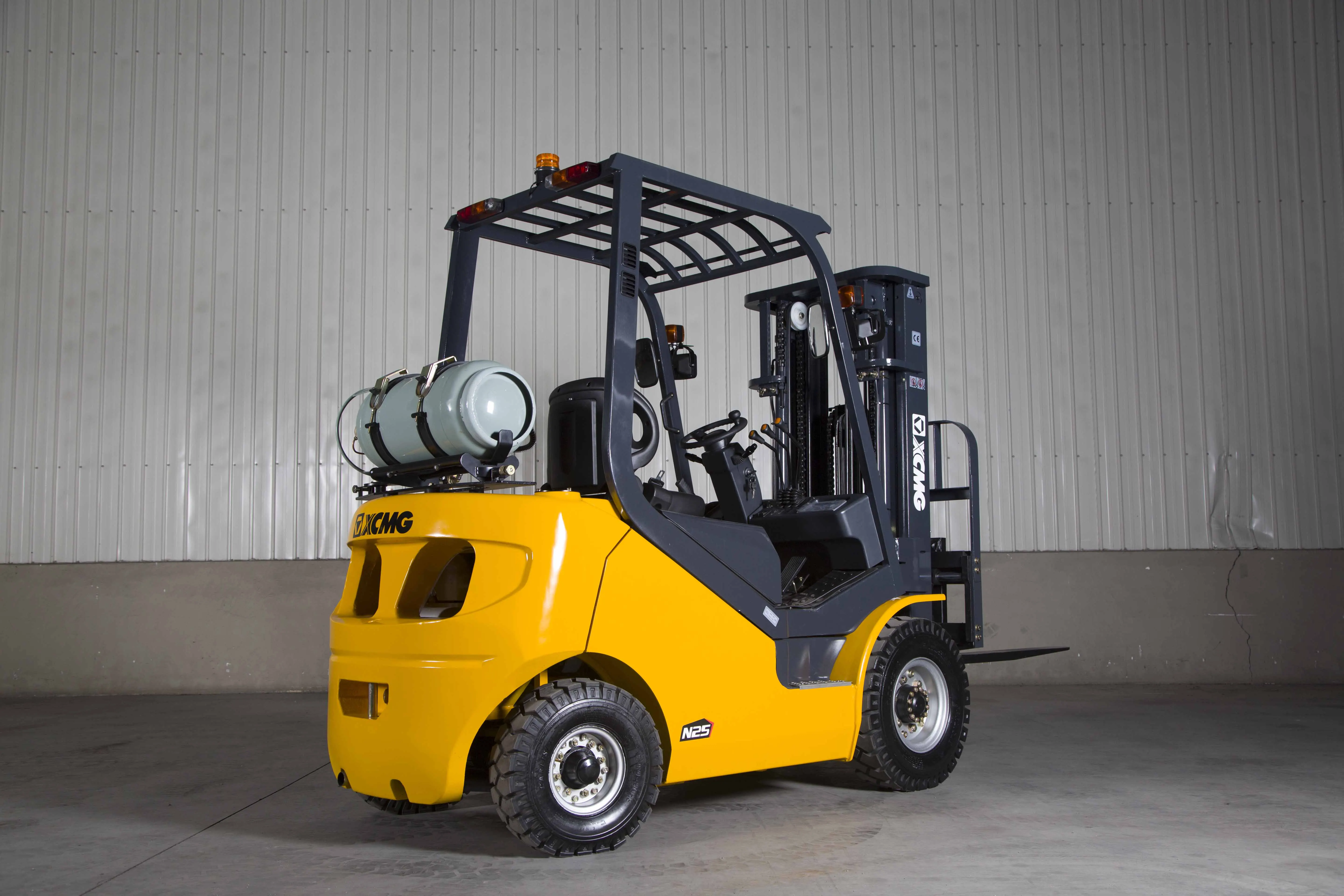 Китай Oriemac FGL25T-JA gasline/газовый вилочный погрузчик повышенной проходимости