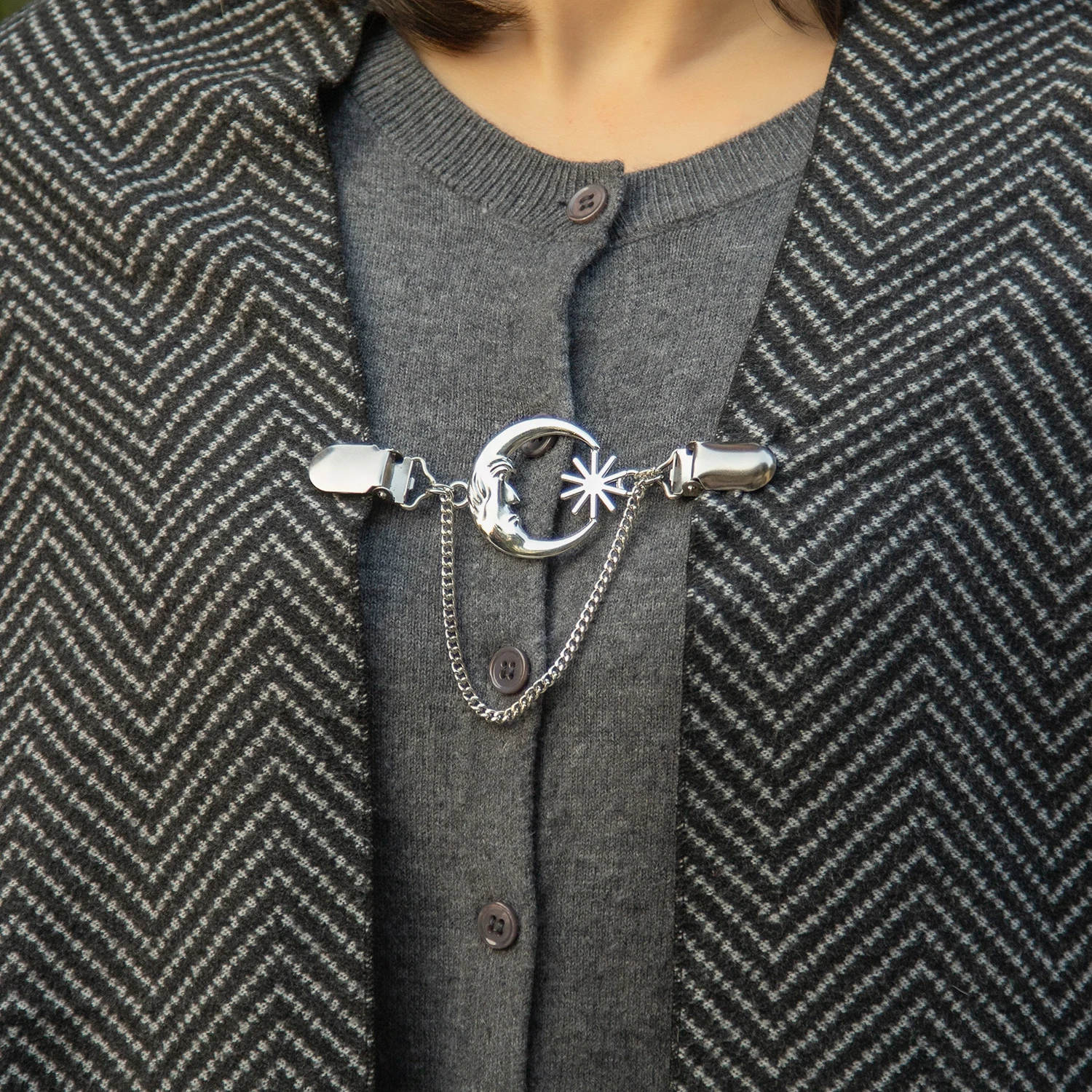 3pc Exquisite Rhinestone Sweater Clip Set - Versatile Alloy Cloak Clasp with Chic Scarf Buckle Function - Fashion Accessory