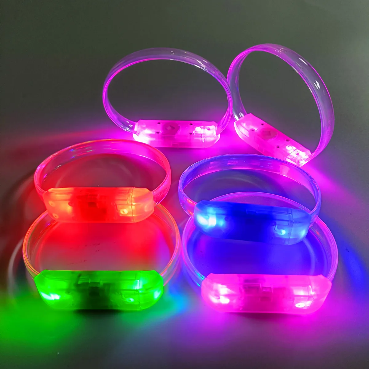 Popular Cheap Price TPU LED Flashing Bracelet Activated By Sound Custom Logo Blue LED Light Up Bracelets For Party