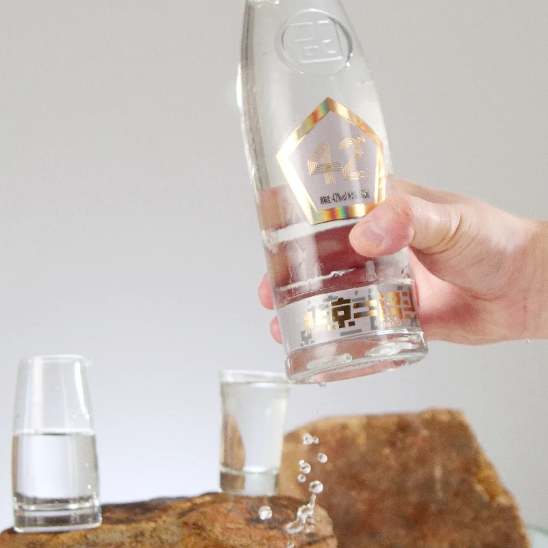 Beijing Erguotou Fragrant Chinese Liquor Chinese Baijiu 42% Alcohol Content vodka